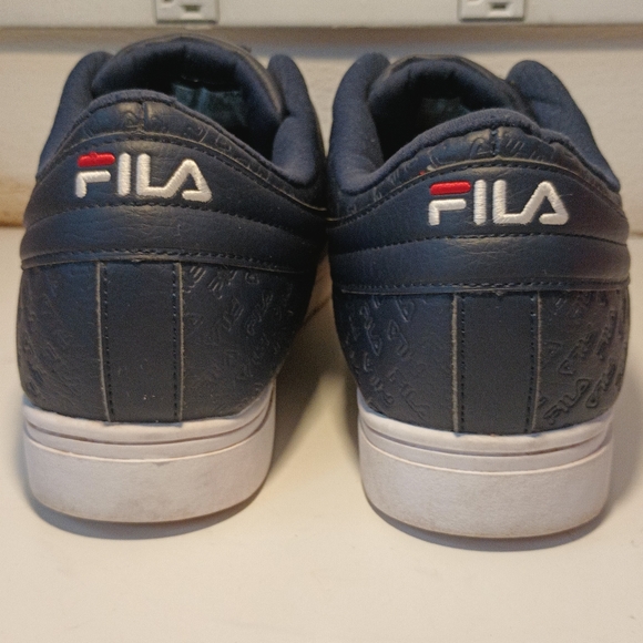 FILA Men's Low Sneaker Size 10 - Picture 6 of 9